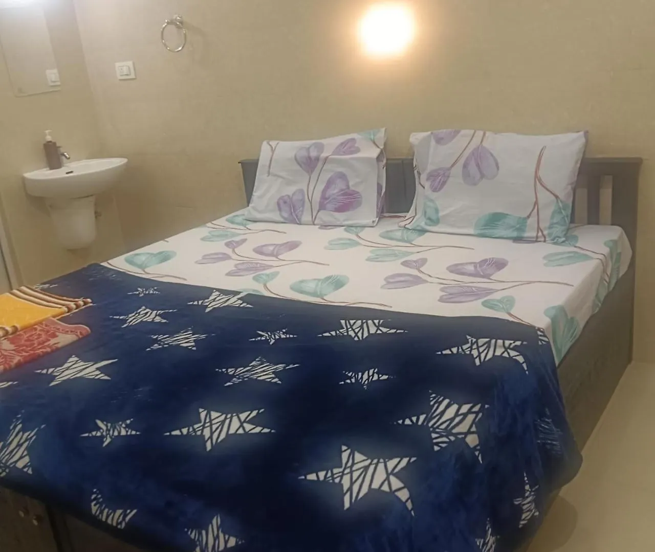 Edayattu Arcade Golden Tourist Home Muvattupuzha Ινδία